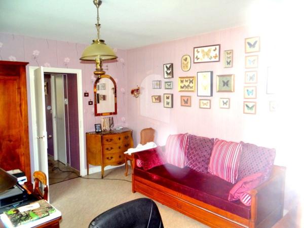 Dpt Allier (03), à vendre proche de DOMERATAT maison P4 plus chaufferie, garage et cave