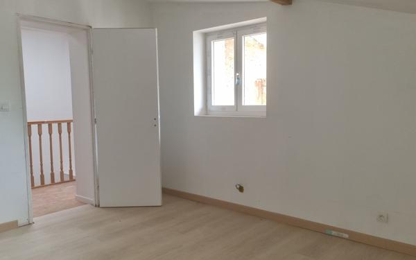 Maison à vendre    2 pièces • 76 m2 Nègrepelisse