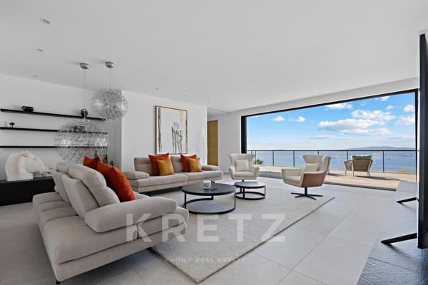 Grimaud - Villa contemporaine vue mer