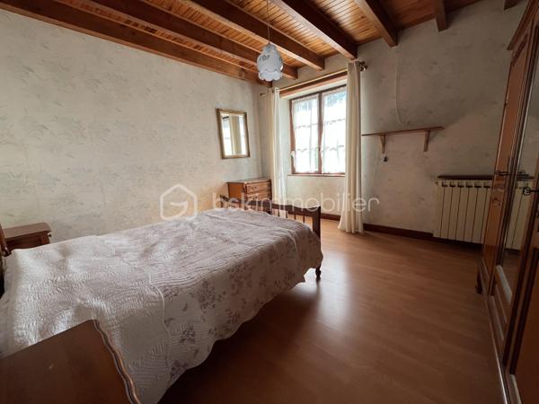 Maison en pierre de 160 m²