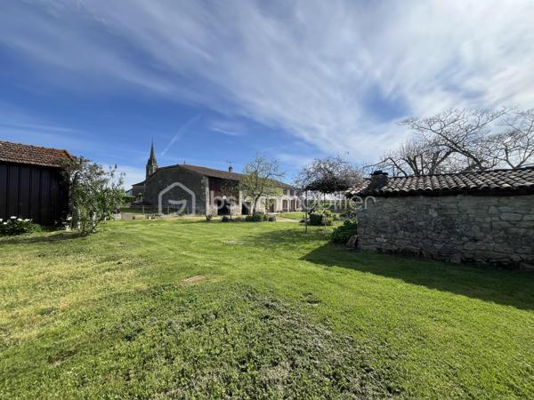 Maison en pierre de 160 m²