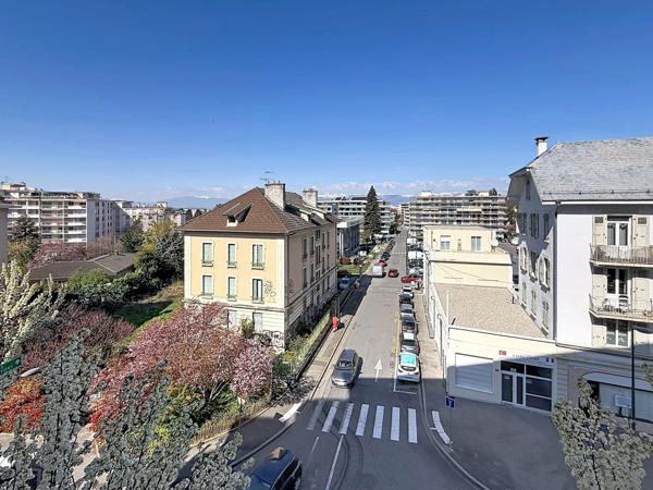 ANNEMASSE CENTRE – T2 IDÉALEMENT SITUÉ – INVESTISSEMENT LMP OU ACQUISITION LIBRE (74)