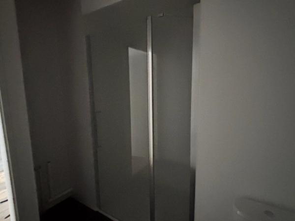 Location                                                      Appartement
                        
                     2 pièces                      41 m2                     à Luisant