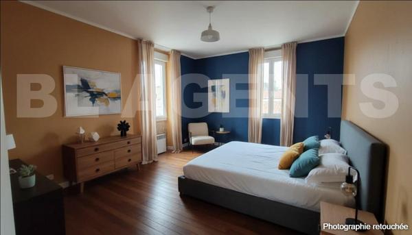 Longère avec dépendances