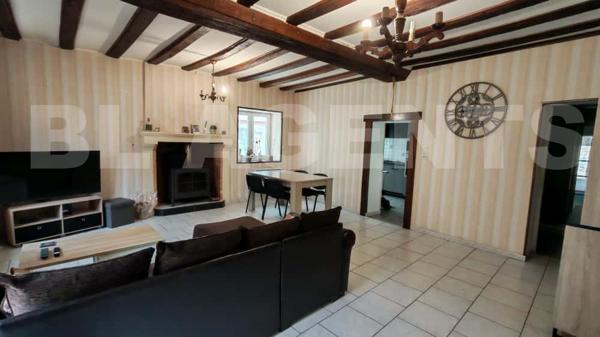 Longère avec dépendances