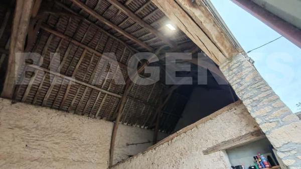 Longère avec dépendances