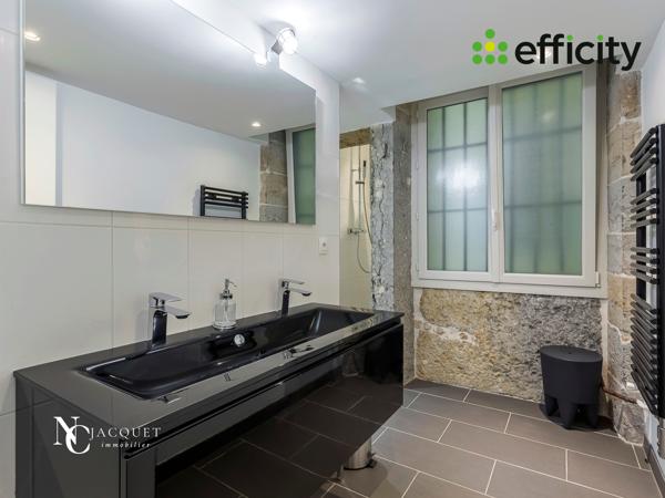 Appartement
         7 pièces
        - 260 m² Bien prestige 1 190 000 € *