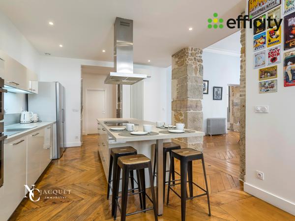 Appartement
         7 pièces
        - 260 m² Bien prestige 1 190 000 € *