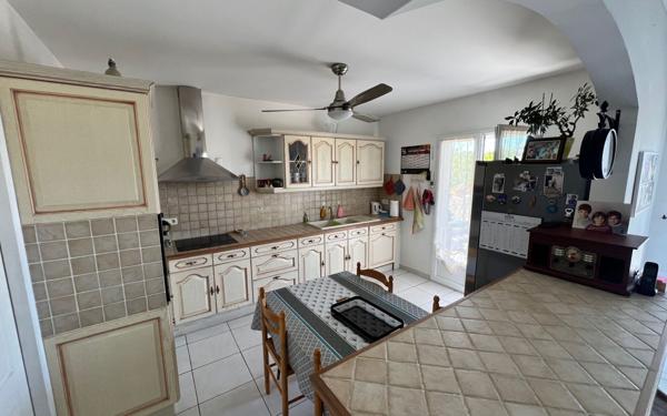 Maison à vendre    4 pièces •  Barjac