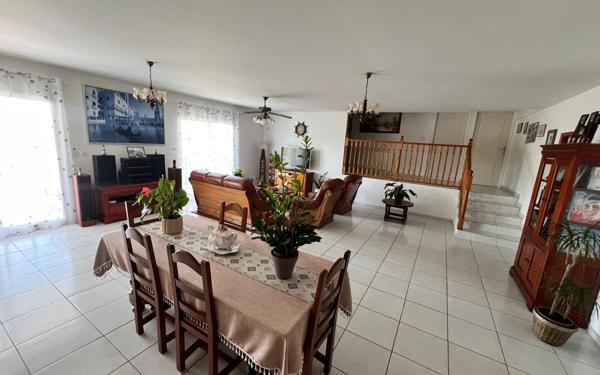 Maison à vendre    4 pièces •  Barjac