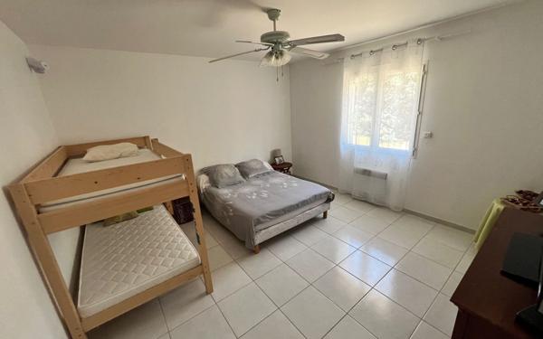 Maison à vendre    4 pièces •  Barjac