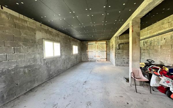 Maison à vendre    4 pièces •  Barjac