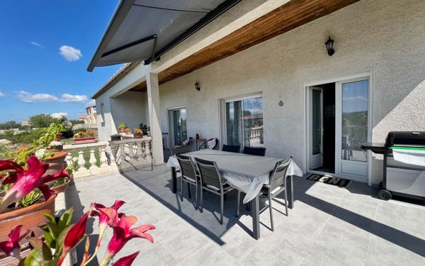 Maison à vendre    4 pièces •  Barjac