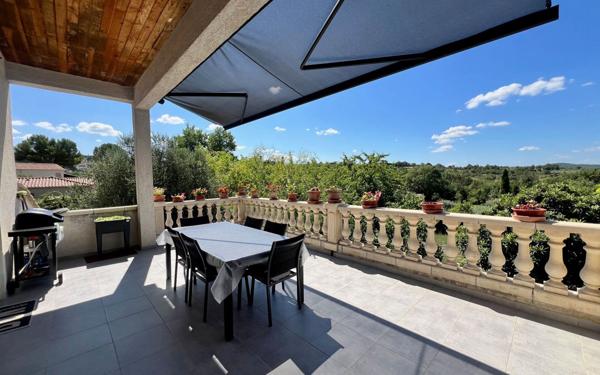 Maison à vendre    4 pièces •  Barjac