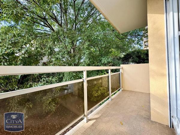 Appartement à louer 2 pièces 41.39m² Nîmes (30000)