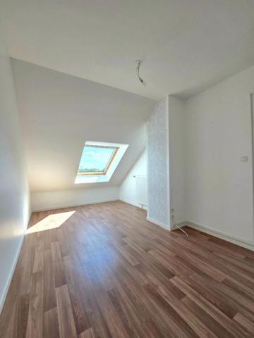 Appartement  T4 de 88m²  (97 m2 au sol) dernier étage