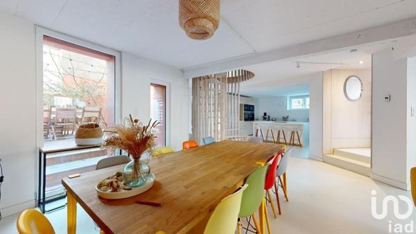 Maison à vendre 10 pièces 210 m² Nantes