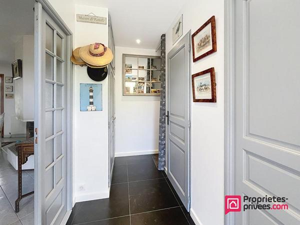 Maison RARE SUR LE SECTEUR - Lagord 200 m2 sur 2000 m² de terrain arboré - 8 pièces 5 chambres