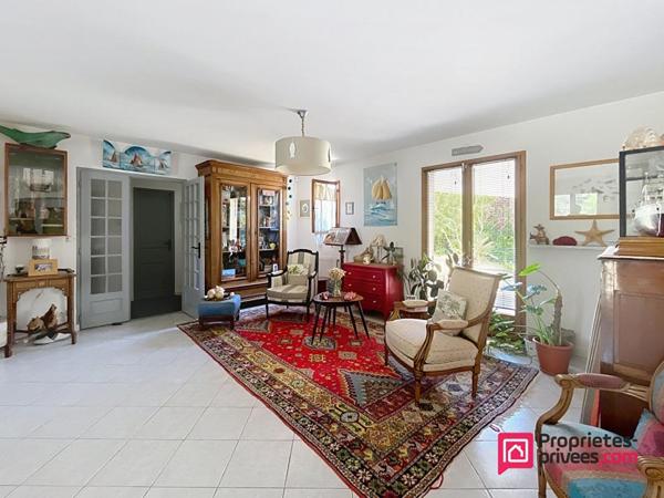 Maison RARE SUR LE SECTEUR - Lagord 200 m2 sur 2000 m² de terrain arboré - 8 pièces 5 chambres