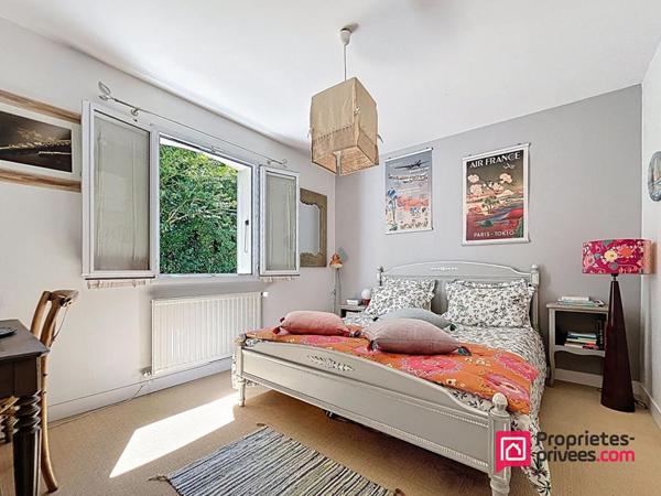 Maison RARE SUR LE SECTEUR - Lagord 200 m2 sur 2000 m² de terrain arboré - 8 pièces 5 chambres