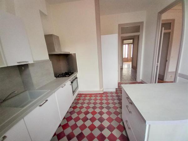 Appartement · Location Villefranche Sur Saone (69400) 4 pièces · 106m²