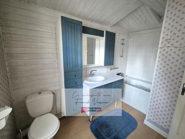 A VENDRE en Exclusivité à Mouchamps,  Centre bourg, maison de 112 m2 avec 3 chambres et un grenier