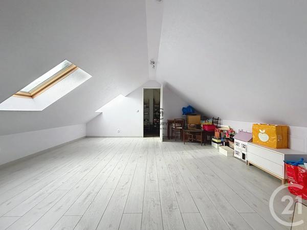 Maison à vendre  7 pièces - 132,49 m 2   CHELLES  - 77