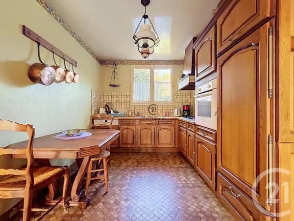 Maison à vendre  7 pièces - 132,49 m 2   CHELLES  - 77