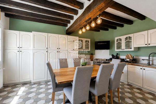 Maison Saint Christophe En Bazelle  7 pièce(s) 153 m2