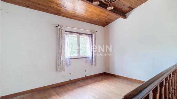 Maison à vendre 147 m² sur terrain constructible de 5500 m² à Saint Pantaléon Les Vignes