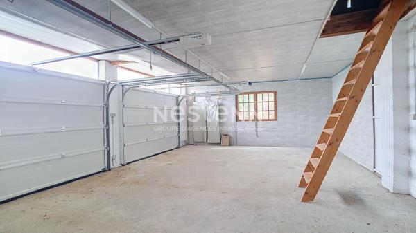 Maison à vendre 147 m² sur terrain constructible de 5500 m² à Saint Pantaléon Les Vignes