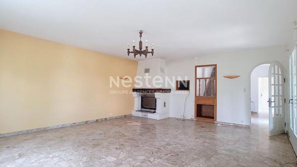 Maison à vendre 147 m² sur terrain constructible de 5500 m² à Saint Pantaléon Les Vignes