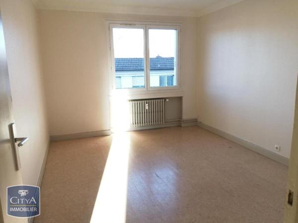 Appartement à louer 4 pièces 96.33m²