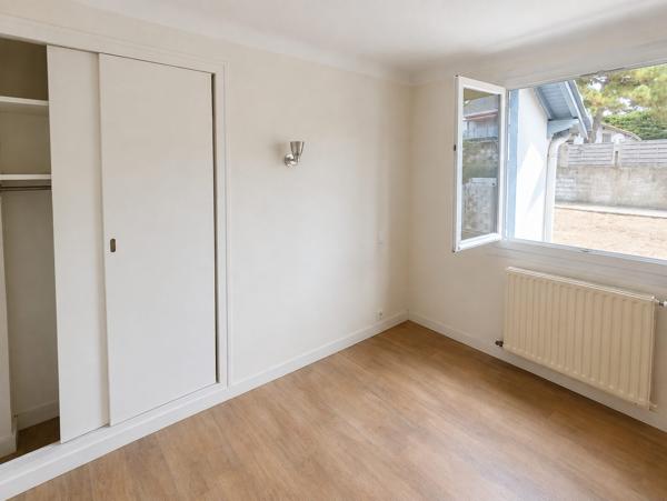 Maison individuelle à 300 m de la plage – Jardin, garage et sous-sol complet – La Baule Le Guézy