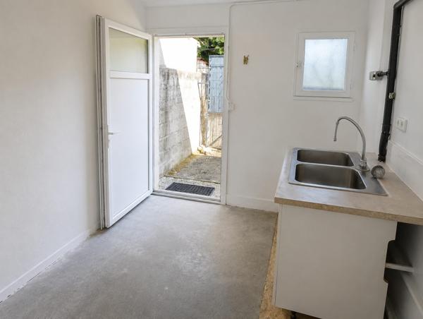 Maison individuelle à 300 m de la plage – Jardin, garage et sous-sol complet – La Baule Le Guézy