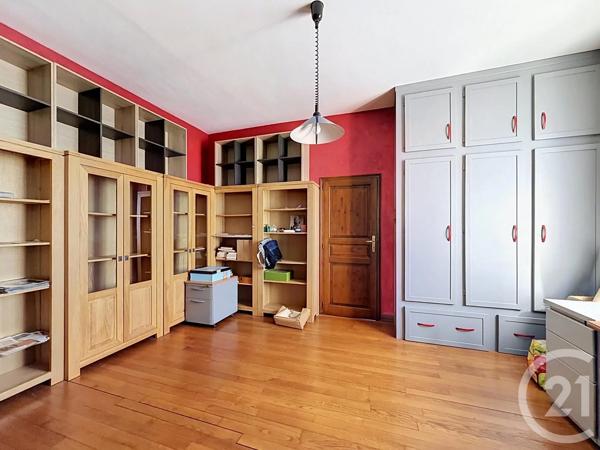 Maison à vendre  5 pièces - 165 m 2   CHARTRES  - 28