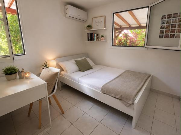 Maison De type T5 avec bungalow T3 et piscine dans environnement de qualité