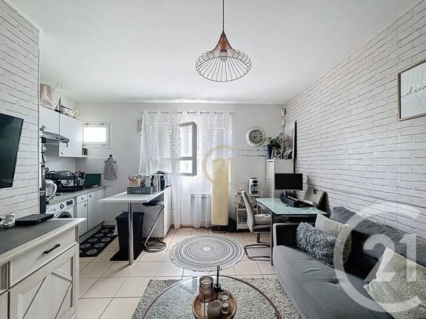 Appartement F2 à vendre  2 pièces - 33 m 2   DRANCY  - 93