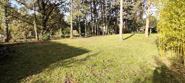 Rabastens: beau terrain de 1100m2 constructible