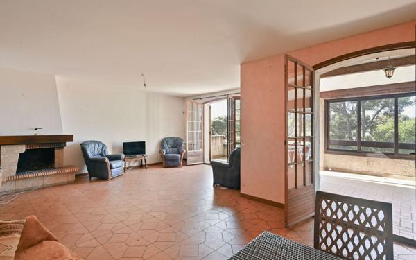 Maison à vendre    7 pièces •  Six-Fours-les-Plages