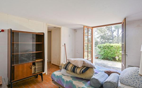 Maison à vendre    7 pièces •  Six-Fours-les-Plages