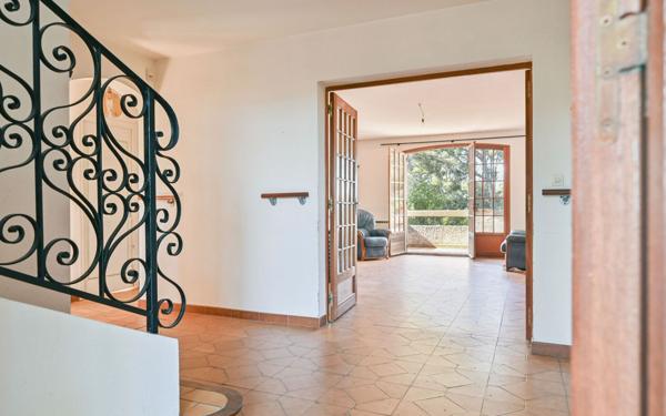 Maison à vendre    7 pièces •  Six-Fours-les-Plages