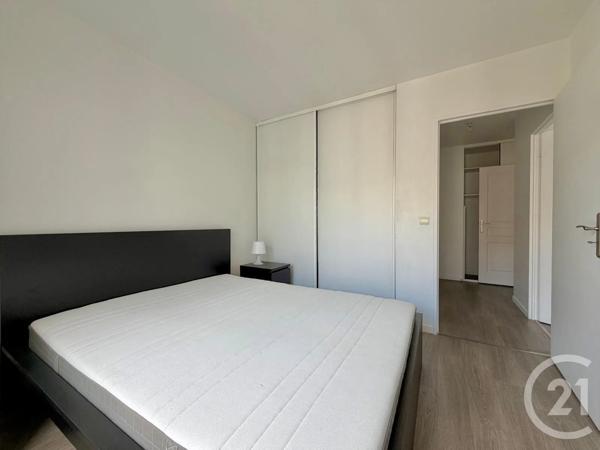 Appartement F3 à vendre  3 pièces - 68,25 m 2   ISSY LES MOULINEAUX  - 92