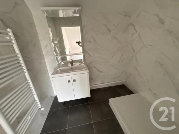 Maison à vendre  5 pièces - 121,59 m 2   MENNECY  - 91
