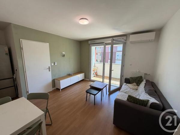 Appartement F3 à vendre  3 pièces - 60,81 m 2   EVRY  - 91