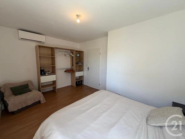Appartement F3 à vendre  3 pièces - 60,81 m 2   EVRY  - 91
