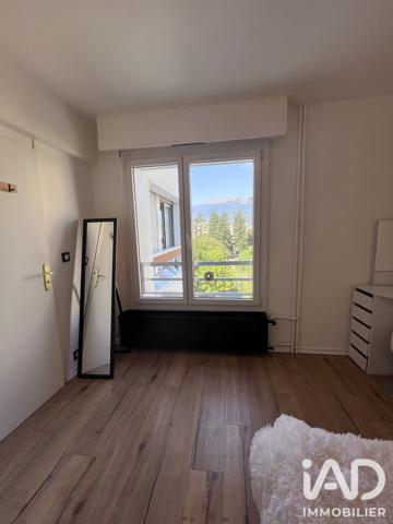 Location appartement 3 pièces 65 m² Saint-Genis-Pouilly