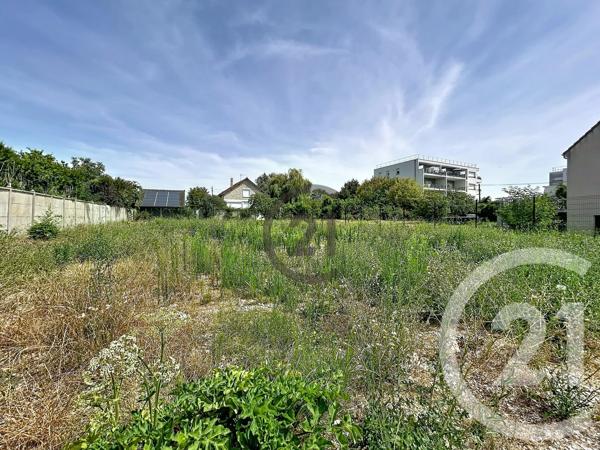 Terrain à vendre  1265 m 2   CANNES ECLUSE  - 77