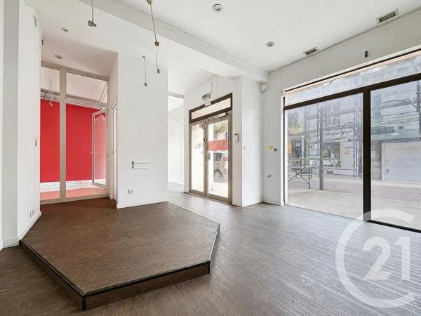 à vendre  74,82 m 2   NANGIS  - 77