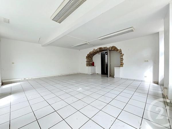 à vendre  74,82 m 2   NANGIS  - 77